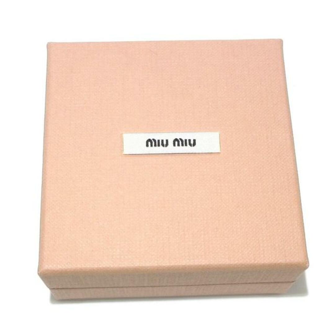 miumiu(ミュウミュウ) バレッタ美品 - エナメル(レザー)×金属 miumiu(ミュウミュウ) バレッタ美品 - エナメル(レザー)×金属