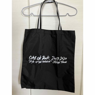 ワンオクロック(ONE OK ROCK)のワンオク　トートバッグ①(ミュージシャン)