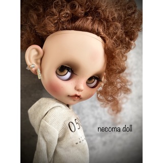 【necoma doll】ボンバーアフロのタン肌ちゃん◆アウトフィットフルセット(人形)