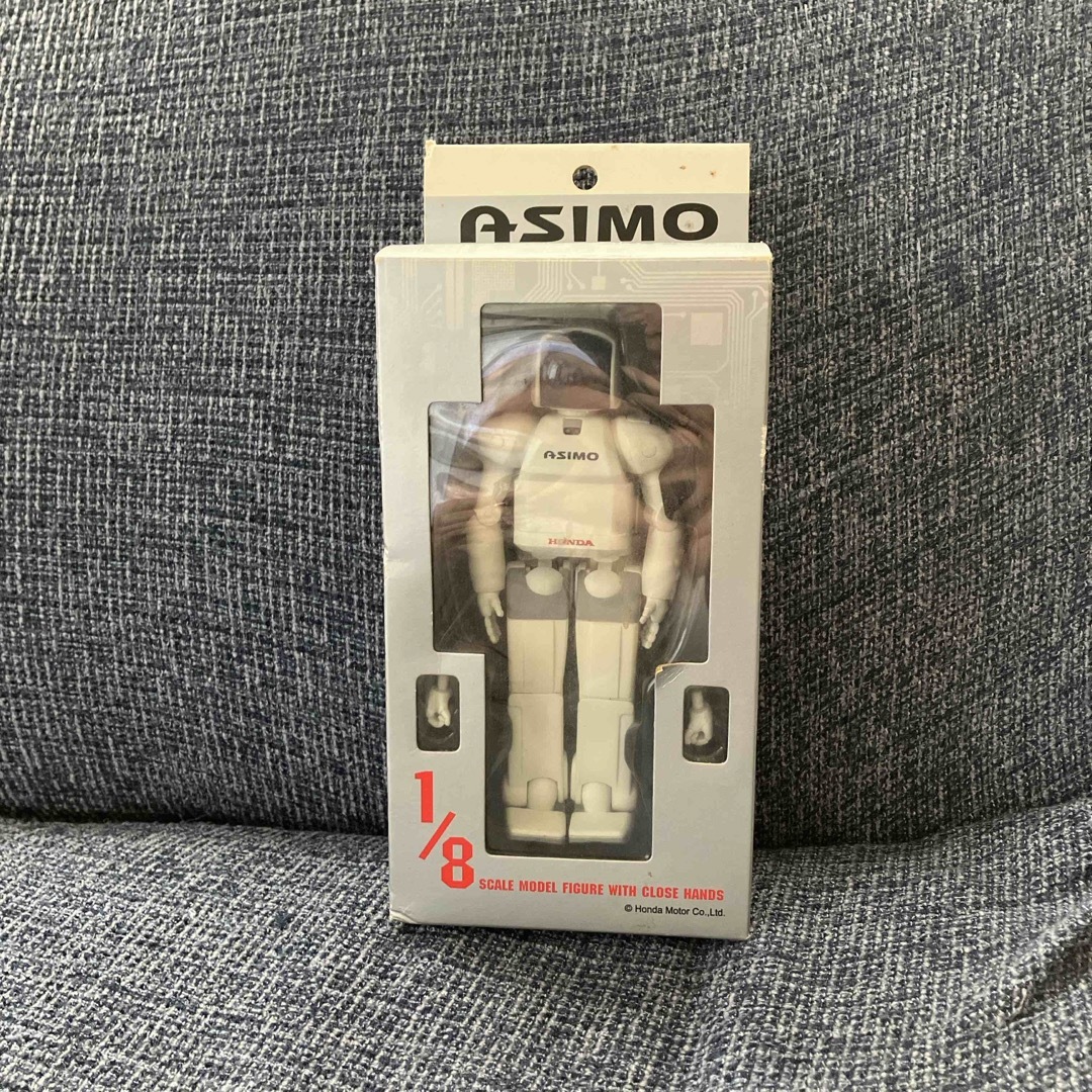 ホンダ(ホンダ)のASIMO アクションフィギュア エンタメ/ホビーのおもちゃ/ぬいぐるみ(キャラクターグッズ)の商品写真