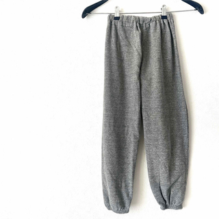 子供ズボン140　スウェット　パンツ　ジャージ　キッズ　シンプル　グレー 子供用(パンツ/スパッツ)