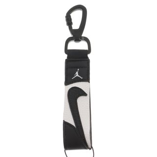 NIKE - NIKE ナイキ JORDAN TROPHY KEY HOLDER ジョーダン トロフィー キーホルダー ブラック/ホワイト