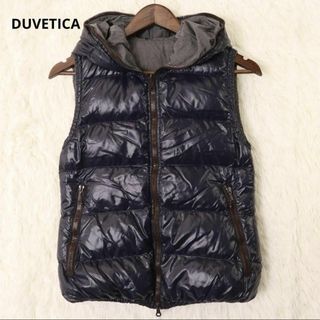 DUVETICA ダウンベスト　収納フード傷や汚れありでも大丈夫です