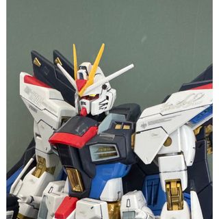 バンダイ(BANDAI)のMG ストライクフリーダムガンダム フルバーストモード　完成品(模型/プラモデル)