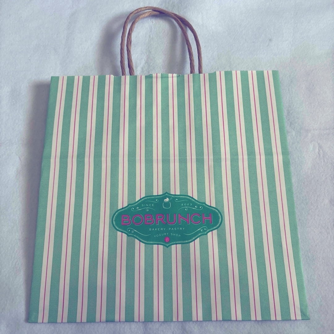BOBRUNCH 紙袋　ショッパー　ショップ袋 レディースのバッグ(ショップ袋)の商品写真