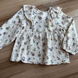 ザラキッズ(ZARA KIDS)の【美品】ZARAキッズ花柄カットソー110cm(Tシャツ/カットソー)