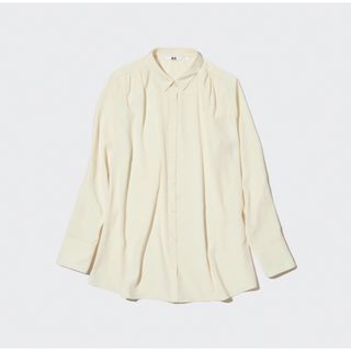 ユニクロ(UNIQLO)のUNIQLO ユニクロ シャイニーギャザーブラウス オフホワイト Mサイズ(シャツ/ブラウス(長袖/七分))