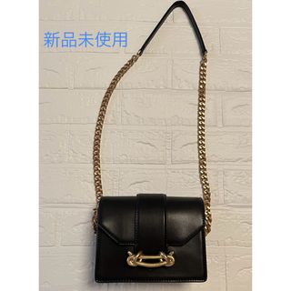 値下げ【美品】Charles and Keith ショルダーバッグ　ブラック　黒