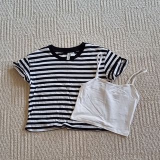 エイチアンドエム(H&M)のH&Mトップス。(Tシャツ(半袖/袖なし))