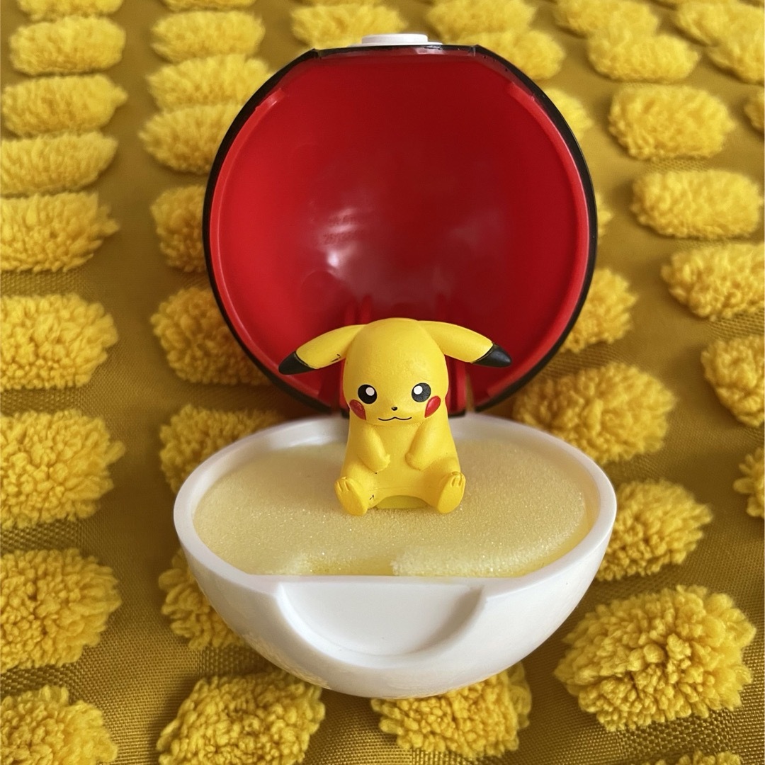 ポケモン ガチャ ピカチュウリング 指輪　Pikachu エンタメ/ホビーのおもちゃ/ぬいぐるみ(キャラクターグッズ)の商品写真