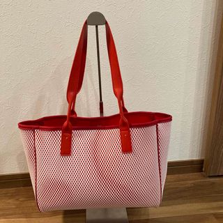 【極美品】q bag paris 大容量 トートバッグ メッシュ A4◎ レッド(トートバッグ)