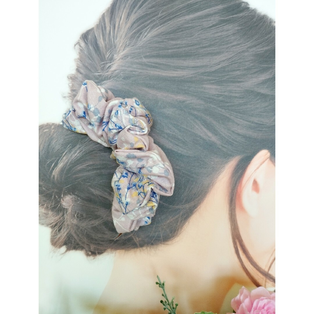 【ハンドメイド】かすみ草（ラベンダーピンク）✼ノーマル シュシュ ハンドメイドのアクセサリー(ヘアアクセサリー)の商品写真