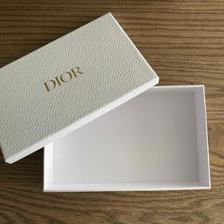 ディオール(Dior)のディオール　ギフトボックス　空箱(ショップ袋)