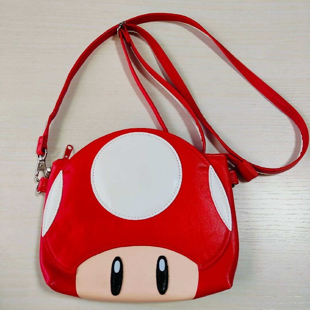 マリオ　キノコ　スマホショルダーバッグ