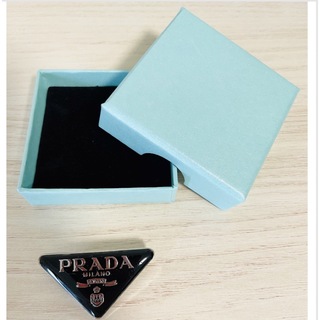 PRADA - 【最終値下げ】PRADA Pins ピンバッジ