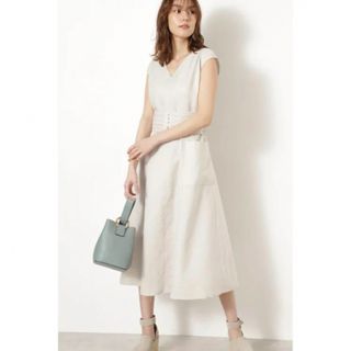 ジルスチュアート(JILLSTUART)の【美品】ジルスチュアート《Endy ROBE》ケティーワンピース(ロングワンピース/マキシワンピース)