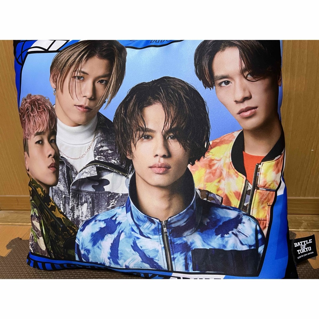 BALLISTIK BOYZ クッション BATTLE OF TOKYO エンタメ/ホビーのタレントグッズ(アイドルグッズ)の商品写真