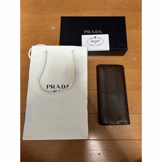 プラダ(PRADA)の【PRADA】 プラダ 二つ折り財布 付属品完備(折り財布)