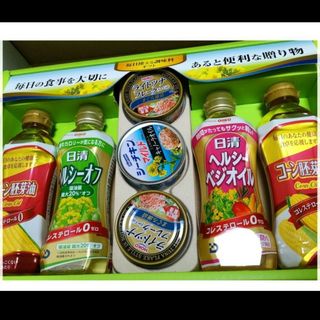 ニッシンショクヒン(日清食品)の日清オイル＆はごろもシーフードバラエティギフト　送料含む(その他)