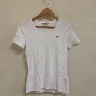 トミーヒルフィガー(TOMMY HILFIGER)のトミーヒルフィガー 白T Tシャツ xs ホワイト ワンポイント レディース(Tシャツ(半袖/袖なし))