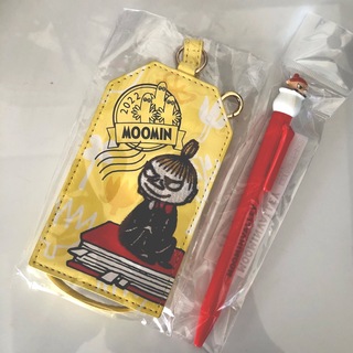 ムーミン(MOOMIN)の🌸MOOMIN リトルミイ　限定品パスケース・のっかりボールペン(キャラクターグッズ)
