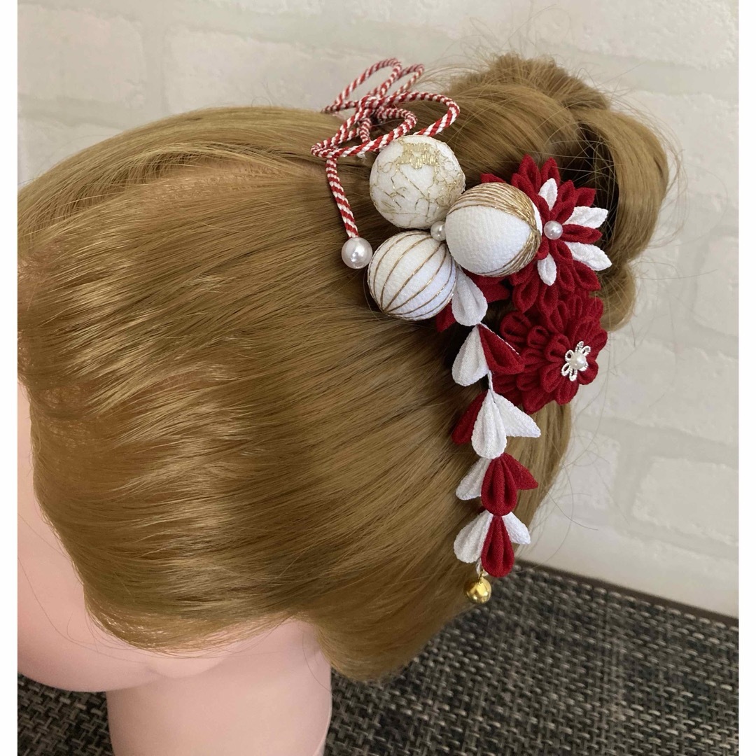 つまみ細工髪飾り 七五三 成人式 卒業式 和装 レディースのヘアアクセサリー(ヘアピン)の商品写真
