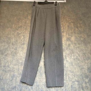 ギャップ(GAP)のGAP ワイドパンツ　タックパンツ　イージーパンツ　グレー(クロップドパンツ)