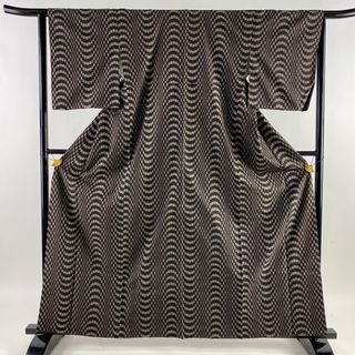 紬 身丈163cm 裄丈63.5cm 正絹 秀品 【中古】(着物)