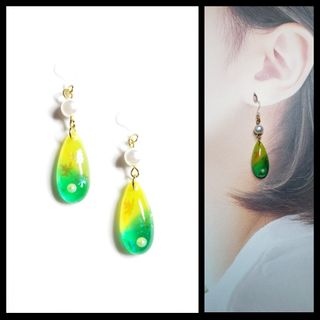 No.533-A　秋色☆もみじ☆しずく型☆ピアス・イヤリング(ピアス)