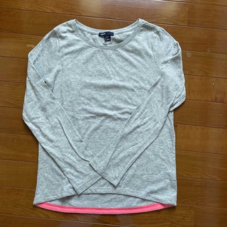 ギャップ(GAP)のGAP グレー　薄手長袖Tシャツ　150cm(Tシャツ/カットソー)