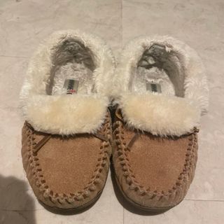 アグ(UGG)のミネトンカモコモコモカシン(スリッポン/モカシン)