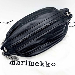 marimekko - 未使用級 マリメッコ カルラ ショルダーバッグ チェーン レザー 黒
