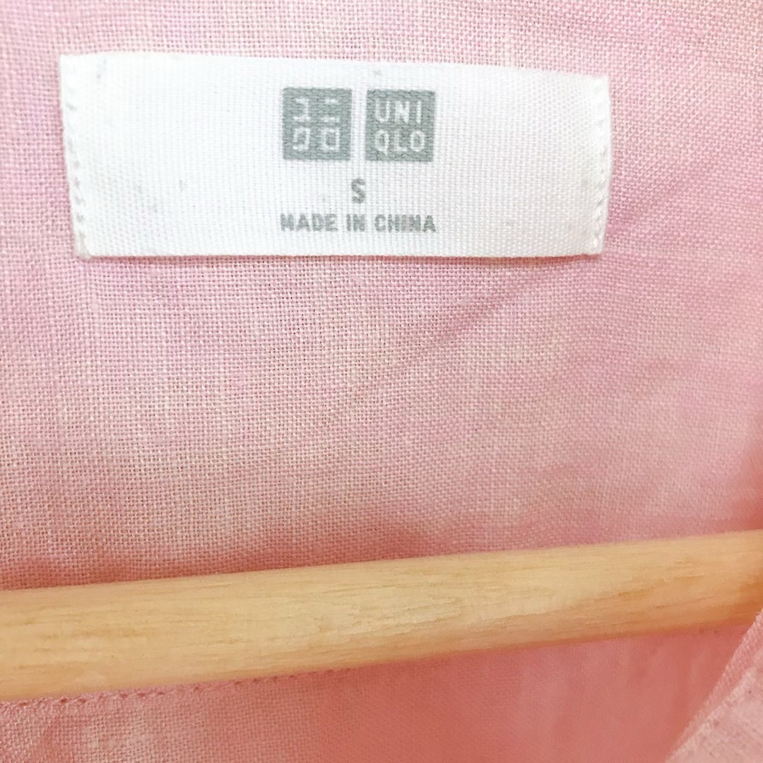 UNIQLO(ユニクロ)のユニクロ＊リネンシャツ　ベビーピンク　S レディースのトップス(シャツ/ブラウス(長袖/七分))の商品写真