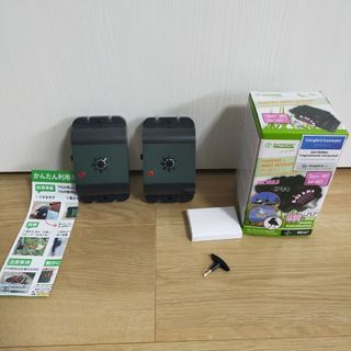 ISOTRONIC 鳩 鳥 防水 超音波撃退器 電池式有効範囲40㎡ 2個(その他)