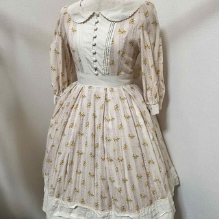 ヴィクトリアンメイデン(Victorian maiden)のタックドレス(ひざ丈ワンピース)