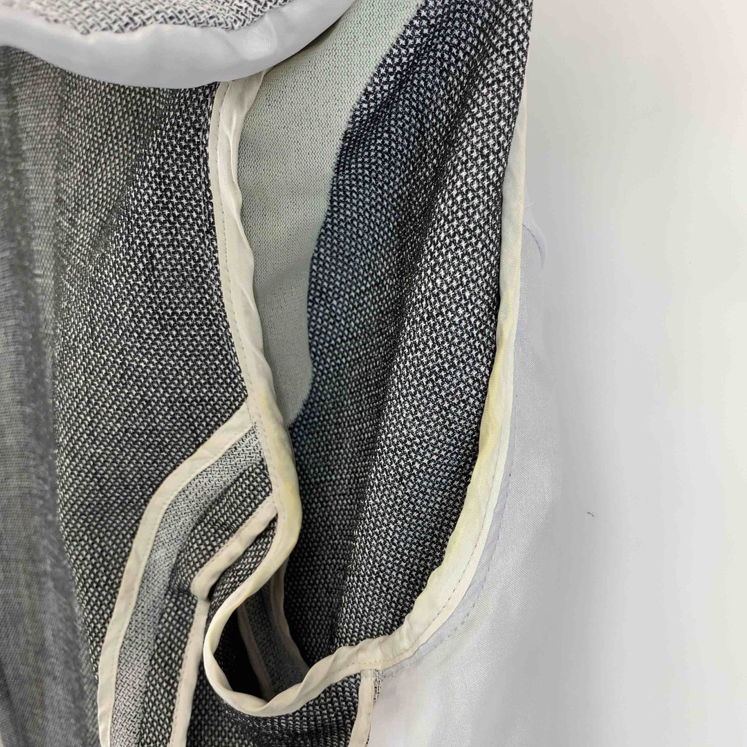 PASSIONE パシオーネ レディース ノーカラージャケット　ミニスカート　セットアップ　ライトグレー レディースのフォーマル/ドレス(スーツ)の商品写真