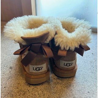 UGG - 【UGG】リボンブーツ 16cm