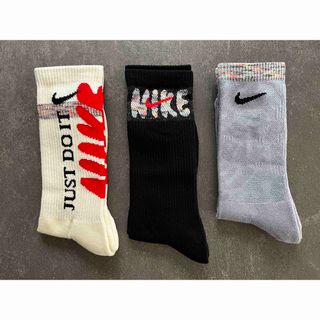 NIKE ナイキ　スポーツソックス　靴下　男女兼用　3足セット価格(ソックス)