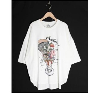 スカラー(ScoLar)のスカラー ScoLar パティシエスカラーちゃんのいちごパフェ柄BIG-T(Tシャツ(半袖/袖なし))