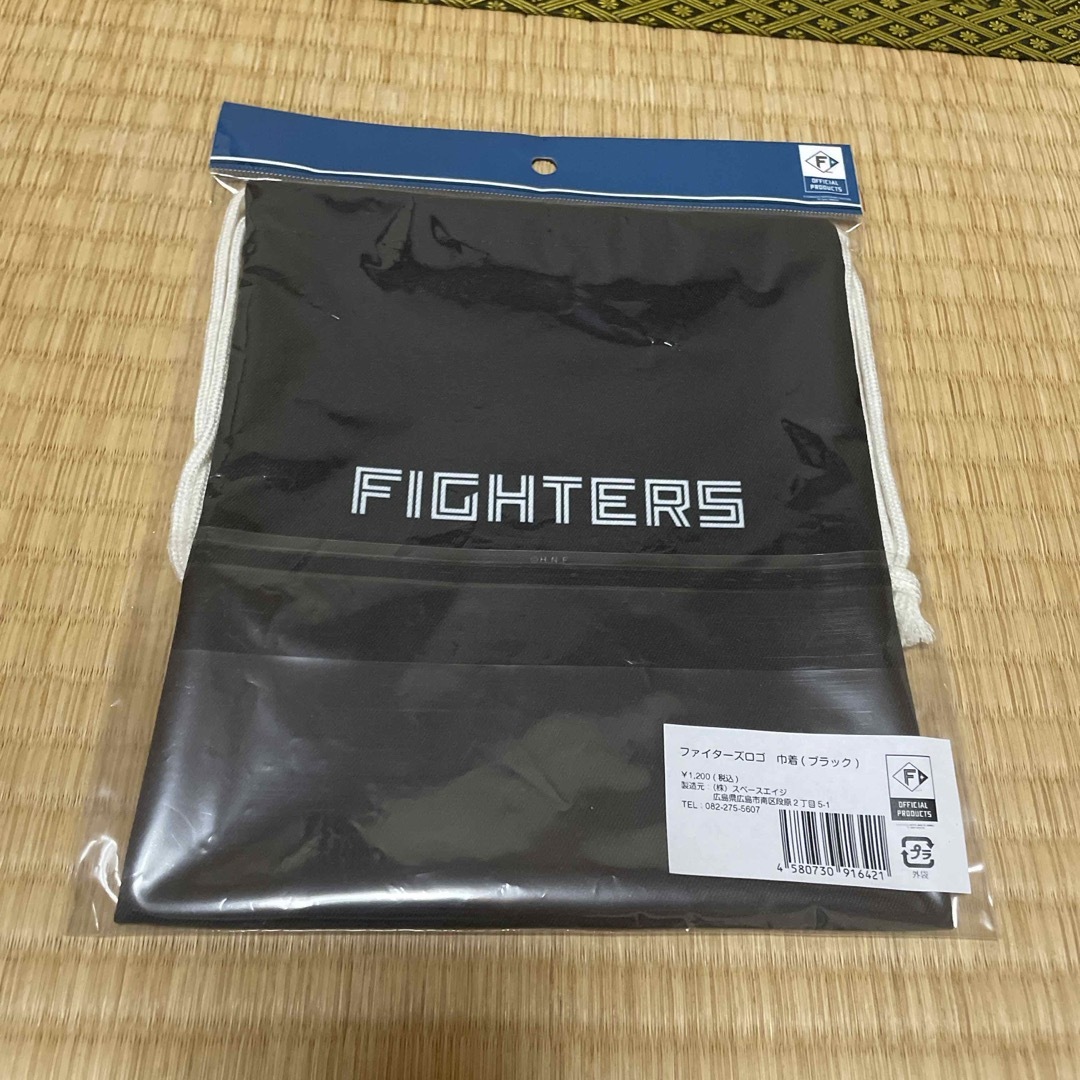 ファイターズロゴ　巾着(ブラック) スポーツ/アウトドアの野球(記念品/関連グッズ)の商品写真