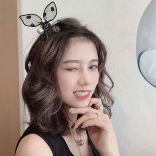 【人気】レディース　ヘアクリップ　リボン　ヘアアクセサリー　黒　バレッタ(バレッタ/ヘアクリップ)