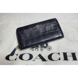 コーチ(COACH)の◆COACH コーチ◆ロゴ付き エンボスドレザー ラウンド長財布(財布)