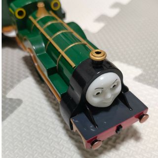 タカラトミー(Takara Tomy)のプラレールトーマスエミリー(電車のおもちゃ/車)