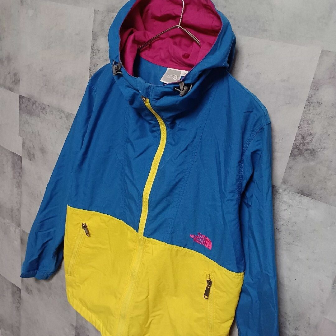 THE NORTH FACE(ザノースフェイス)のTHE NORTH FACE ノースフェイス レディース ウィンドブレーカー M レディースのジャケット/アウター(ナイロンジャケット)の商品写真