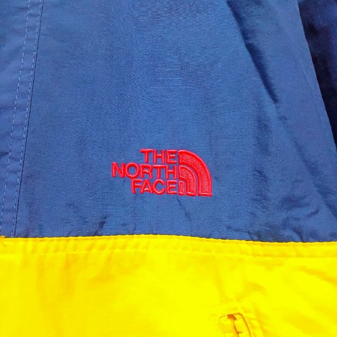 THE NORTH FACE(ザノースフェイス)のTHE NORTH FACE ノースフェイス レディース ウィンドブレーカー M レディースのジャケット/アウター(ナイロンジャケット)の商品写真