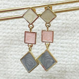 ピアス(ピアス)