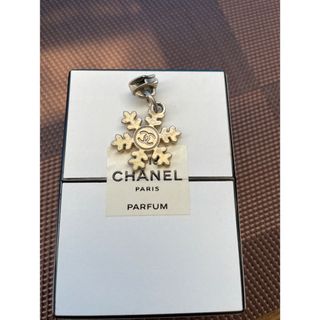 CHANELパーツ