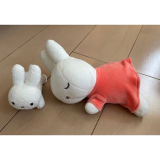 ミッフィー(miffy)のブルーナ　ミッフィー　すやすやフレンド　ぬいぐるみ(キャラクターグッズ)