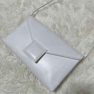 ジバンシィ(GIVENCHY)の【良品】ジバンシー 2way ショルダーバッグ クラッチバッグ ポシェット 白(ショルダーバッグ)