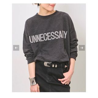 アパルトモンドゥーズィエムクラス(L'Appartement DEUXIEME CLASSE)の 【REMI RELIEF/レミレリーフ】  ロンT ”UNNECESSARY”(Tシャツ(長袖/七分))